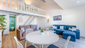 Relaxing Beach House in Alfamar by LovelyStay