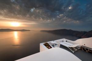 Regina Mare-Adults Only Hotel Santorini Greece