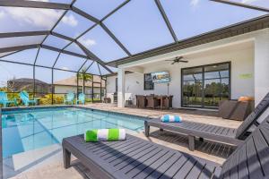 Close to Golf! Freshwater Canal home with Heated Pool - Villa Hole in One Haven