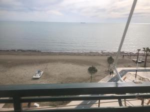 Eyes on sea