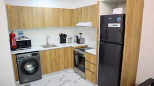 Masdar 2BR Duplex - Chic Stylish Stay