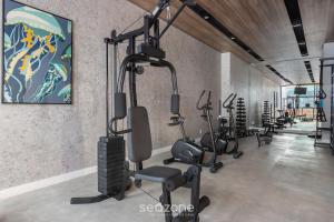 THK - Prédio c piscina no Bairro República em SP