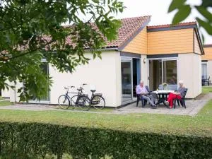 Premium bungalow 4 persons - Zevenhuizen