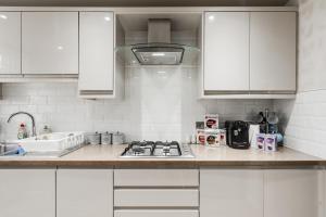 Majestic Gem - Pool Table - Coop - Etihad - Parking