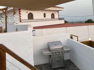 Private pool, parking, BBQ in the South of GC