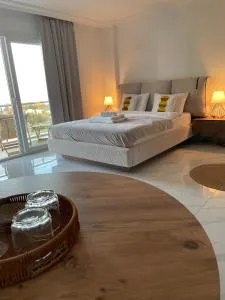 Penthouse Studio am Long Beach mit Meerblick - Perivolia tou Trikomou