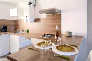 studio idéalement placé, calanques et centre ville