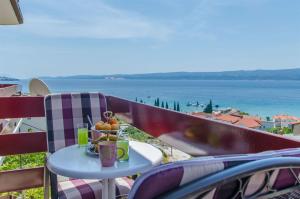 Apartments Mladen 