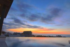 Casa de la Vista - Stunning View, Pool and Jacuzzi