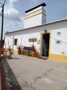 C M Casa de Mares Alojamento Local
