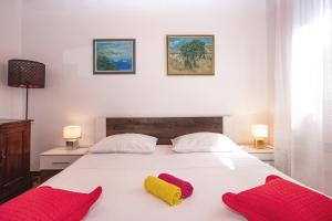 Apartments by the sea Stupin Celine, Rogoznica - 4264