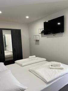 Apartments by the sea Stobrec, Split - 23013