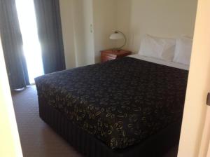 Sportsmans Motor Inn