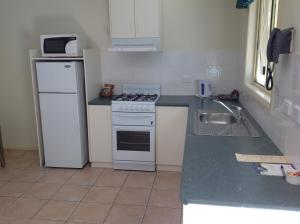 Sportsmans Motor Inn