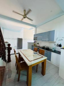 Biệt Thự Nghỉ Dưỡng Đảo Phú Quý