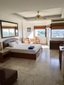 1. Studio at Somphong Ban Amphur beach Thailand