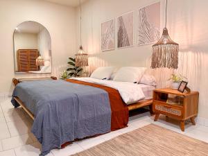 Spacious Private Villa (w/Rooftop Pool) in Canggu - 4hvězdičkové hotely ve městě Kerobokan