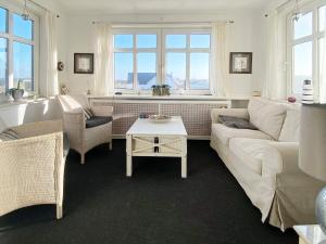 6 person holiday home in Ringkøbing