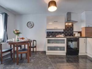 Cove Hideaway 1bhk Apt 10 in Skinningrove