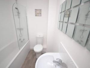 Cove Hideaway 1bhk Apt 10 in Skinningrove