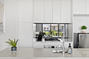 King bed Apt w Sofabed in Ryde - Fast Wifi