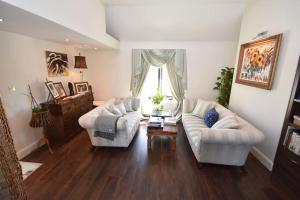 No50 Luxury 3Bed3Bath with EV Charger