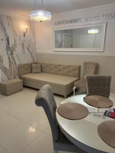 Apartament Parys Gold