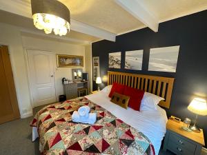 Fowey Room, deluxe, double,balcony room in The Watermark