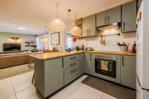 Soul Season Unit 22 at Mole Beach