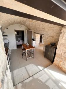 Appartements Appartement Typique in Provencal village Menerbes : photos des chambres