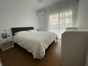 Dos hermanas - Feel at home