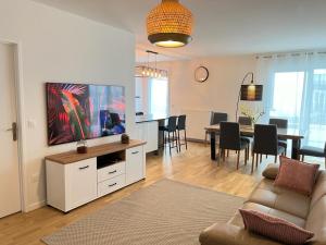 Le Passage - Disneyland Paris - Louez LEsprit Libre !