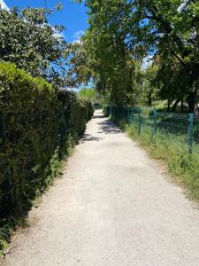 Rez de Jardin T3 recent et calme au Nouvelles Terres à La Londe les Maures