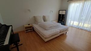 Villas Ref 089 Maison standing avec jardin et internet pour dix : photos des chambres