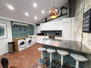 Urban Flat 161 - Sublime 4BDR Luxury Flat in Paris