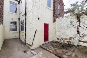 Comfortable & very spacious home