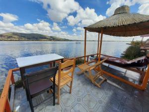 Uros Titicaca UMA lodge