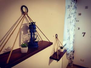 BORGO DE’ CENCI, lovely apartment below the Castel