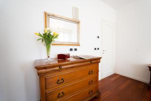 Casa Elti - Shanti and Jay apartments