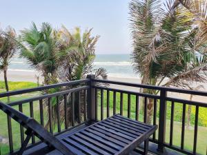 Starlight Villa Beach Resort