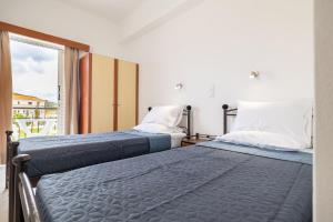 Valianos Studios - Apartmány, Alikanas