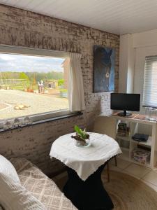 Voyago room relax ride