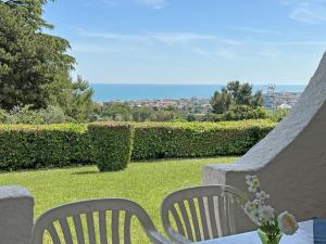 658 - Villa quadrilocale al Taunus con giardino e bellissima vista mare - SPIAGGIA INCLUSA