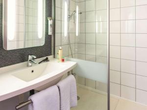 Hotels ibis Bordeaux Centre Meriadeck : photos des chambres