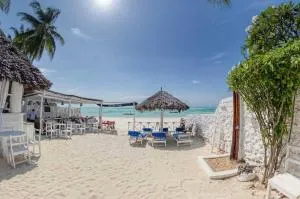 Peter Pan Beach Lodge - Kidenga