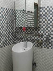 Hotel O Home Rose Petal