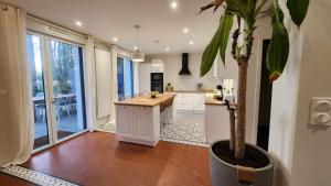 Villas Villa Nature Salle de Sport Jacuzzi : photos des chambres