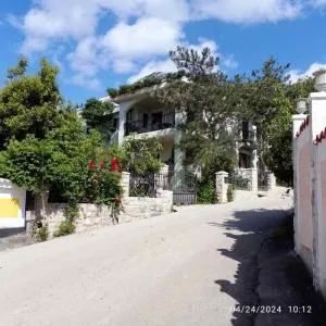 Vila Maljevik - Zagrađe