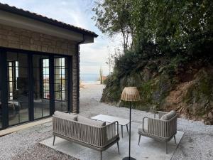 New Unique Stone Villa with Seaview, Pool and Garden