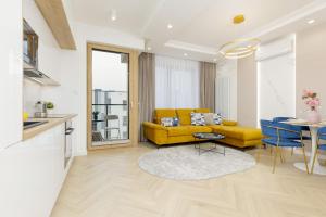 Luxury Apartment Wynalazek in Mokotów by Renters Prestige